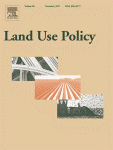 Integrating decentralised land administration systems with traditional land governance institutions in Ghana : Policy and praxis